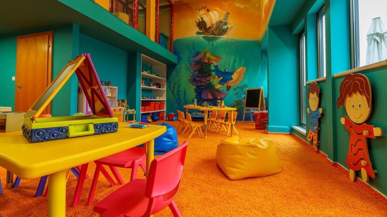 Hotel Aquacity Seasons Poprad Eksteriør bilde