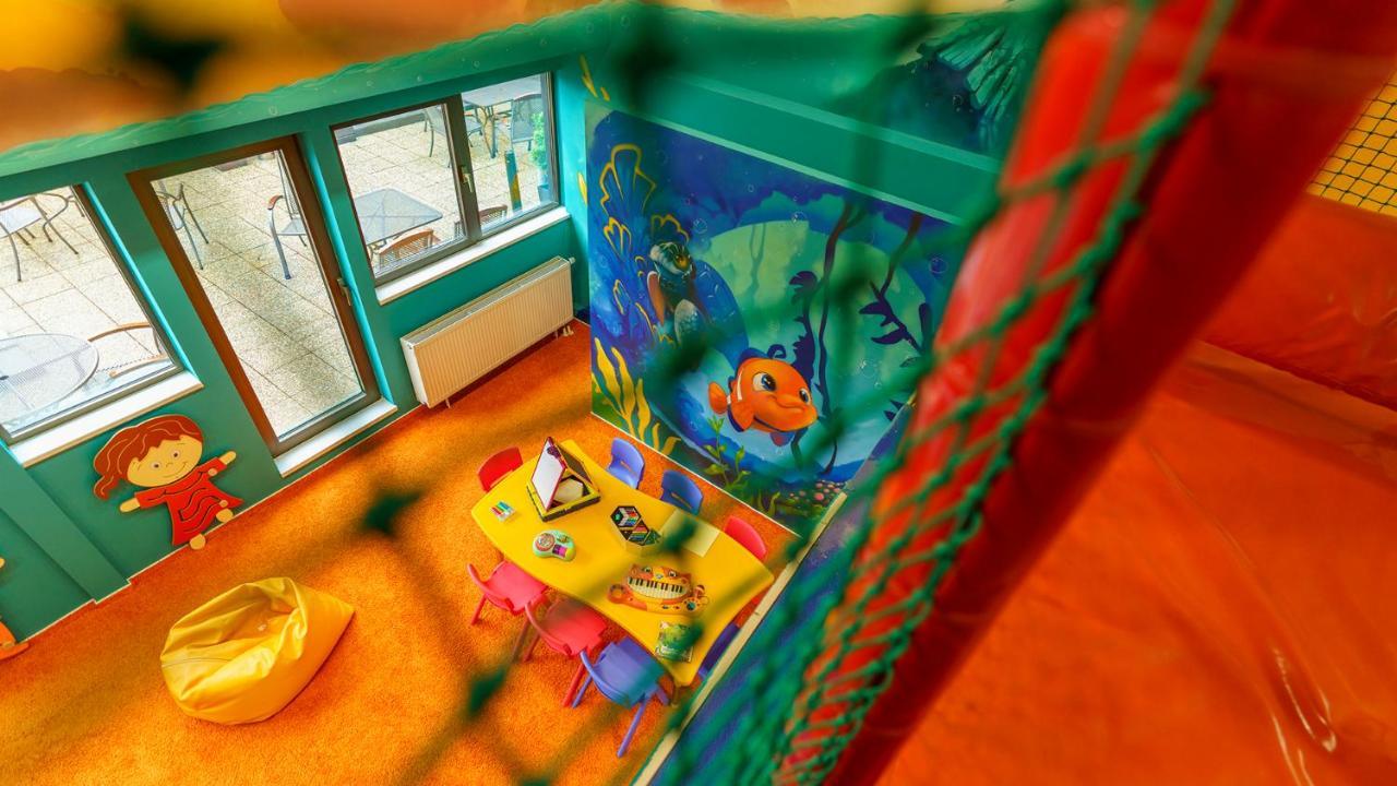 Hotel Aquacity Seasons Poprad Eksteriør bilde