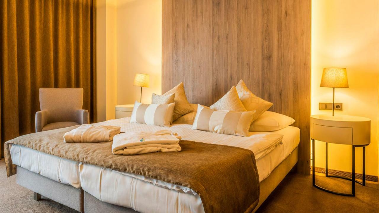 Hotel Aquacity Seasons Poprad Eksteriør bilde