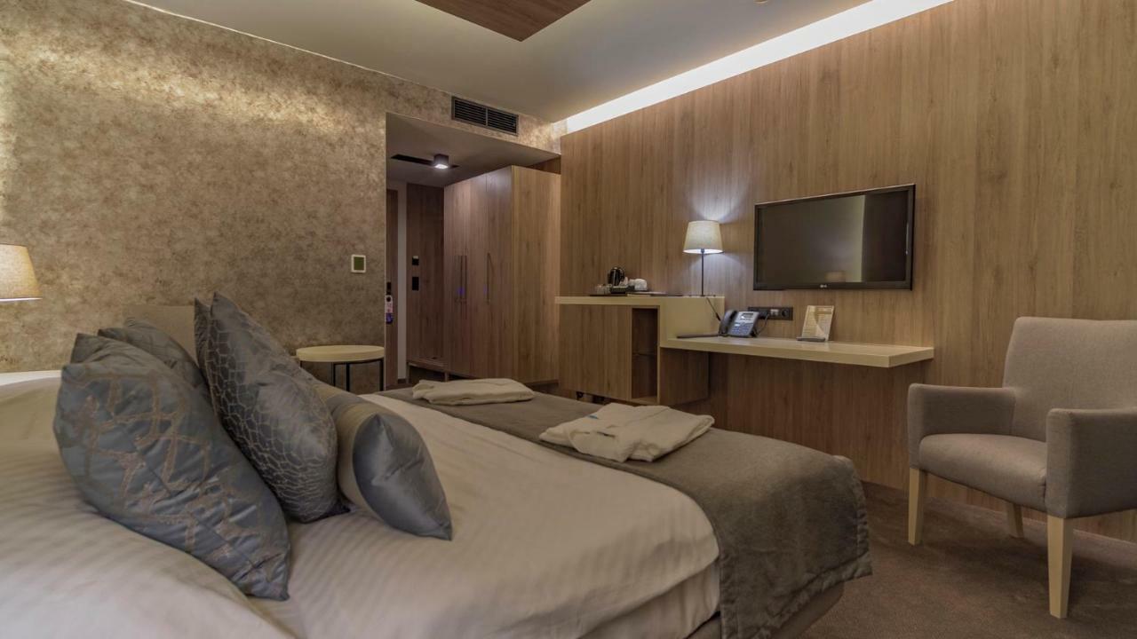 Hotel Aquacity Seasons Poprad Eksteriør bilde