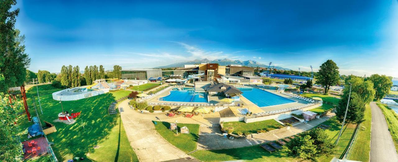Hotel Aquacity Seasons Poprad Eksteriør bilde